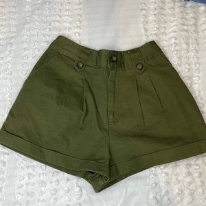 Army green pleated shorts. Size small. Forever 21